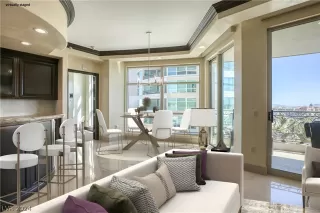 Photo #5: 2573979 Listing