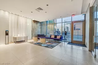 Photo #1: 2573980 Listing