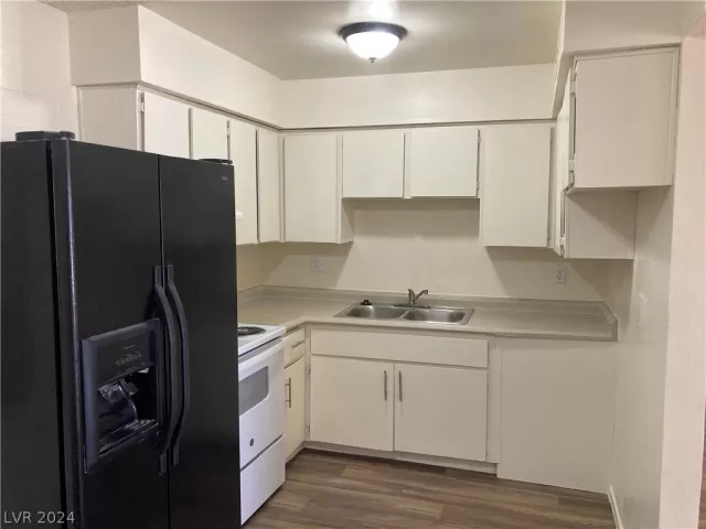 MLS: 2574007 Condo For Sale