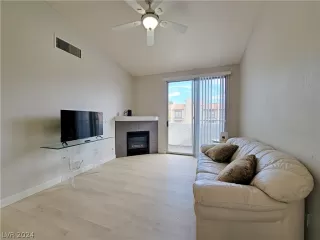 Photo #6: 2574026 Listing 