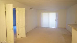 Photo #2: 2574035 Listing 