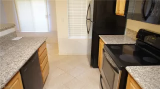 Photo #4: 2574035 Listing 