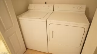 Photo #5: 2574035 Listing 