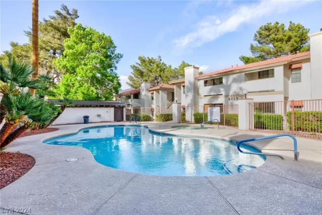 MLS: 2574062 Condo For Sale