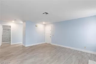 Photo #4: 2574062 Listing 