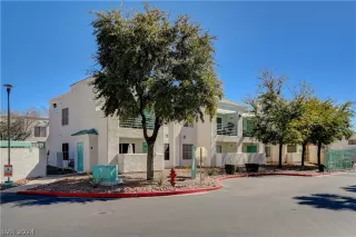 Photo #1: 2574125 Listing 