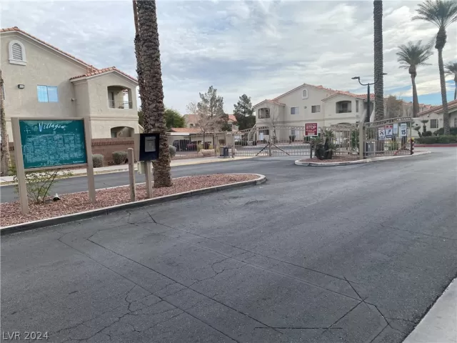 MLS: 2574135 Condo For Sale