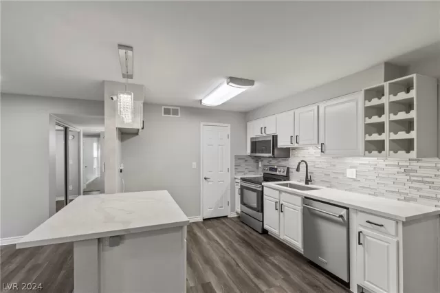 MLS: 2574138 Condo For Sale