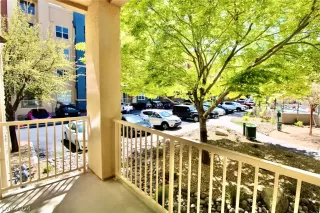 Photo #2: 2574155 Listing