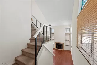 Photo #3: 2574156 Listing 