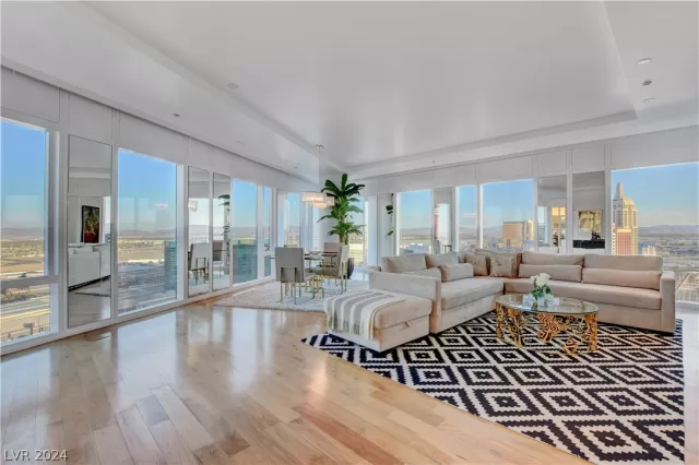 MLS: 2574174 Condo For Sale