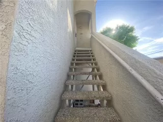 Photo #1: 2574183 Listing 