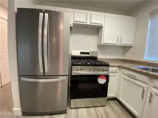 Photo #4: 2574183 Listing 