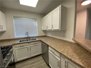 Photo #5: 2574183 Listing 