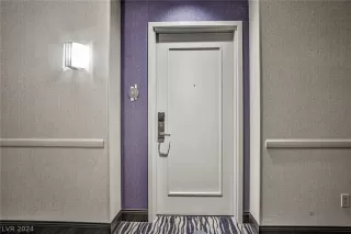 Photo #3: 2574190 Listing