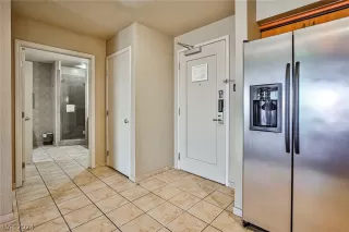 Photo #5: 2574190 Listing