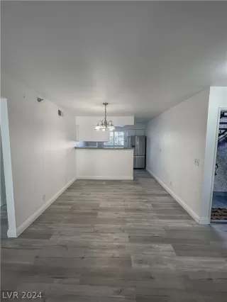 Photo #2: 2574200 Listing 