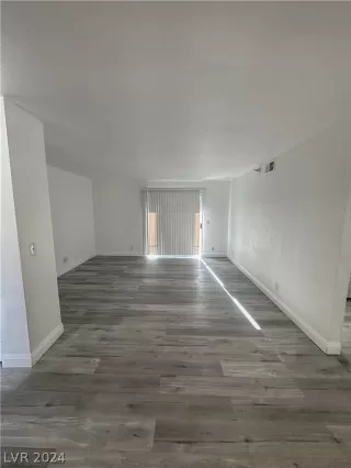 Photo #5: 2574200 Listing 