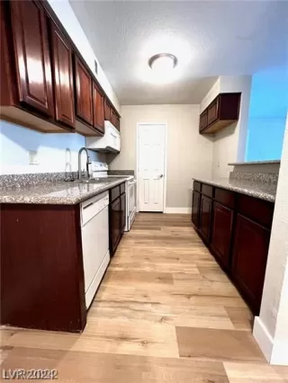 Photo #6: 2574208 Listing 