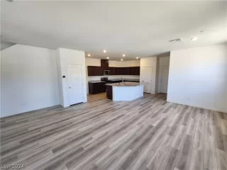 Photo #4: 2574245 Listing 