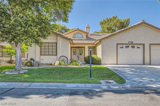 MLS: 2574258 Condo For Sale