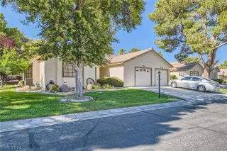 Photo #1: 2574258 Listing 