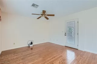 Photo #5: 2574258 Listing 