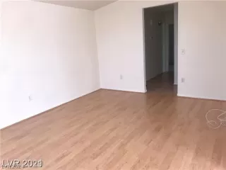 Photo #1: 2574304 Listing