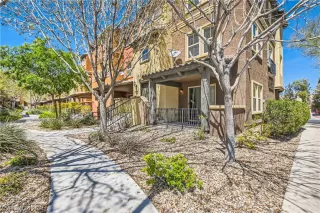 Photo #1: 2574308 Listing