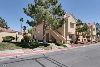 Photo #1: 2574336 Listing