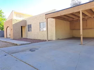 Photo #1: 2574337 Listing