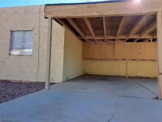 Photo #4: 2574337 Listing