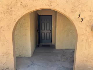 Photo #5: 2574337 Listing