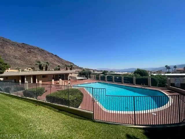 MLS: 2574356 Condo For Sale