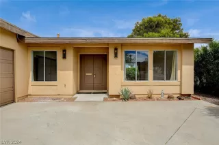 Photo #5: 2574356 Listing