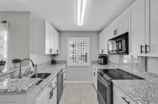 Photo #6: 2574372 Listing