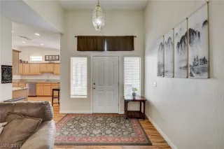 Photo #2: 2574382 Listing