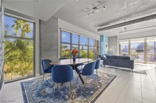 Photo #1: 2574427 Listing 