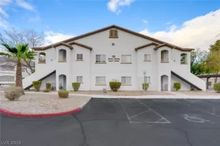 Photo #3: 2574432 Listing