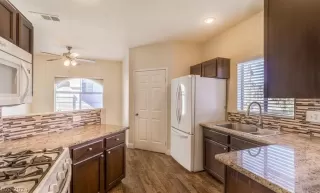 Photo #3: 2574441 Listing