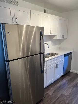 Photo #2: 2574452 Listing 