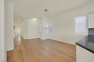 Photo #6: 2574454 Listing