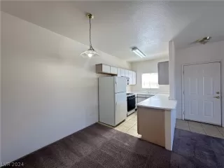 Photo #5: 2574457 Listing 