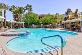 Photo #1: 2574472 Listing 