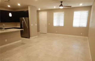 Photo #3: 2574487 Listing