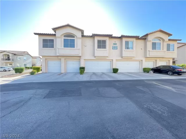 MLS: 2574489 Condo For Sale