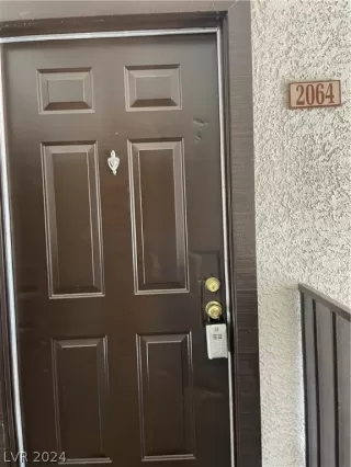 Photo #2: 2574499 Listing 