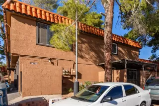 Photo #4: 2574505 Listing