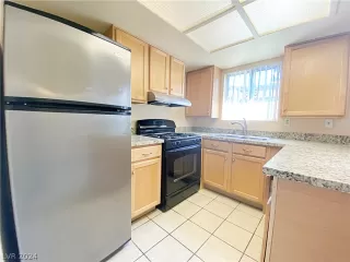 Photo #3: 2574532 Listing 