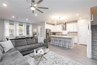 Photo #3: 2574574 Listing 